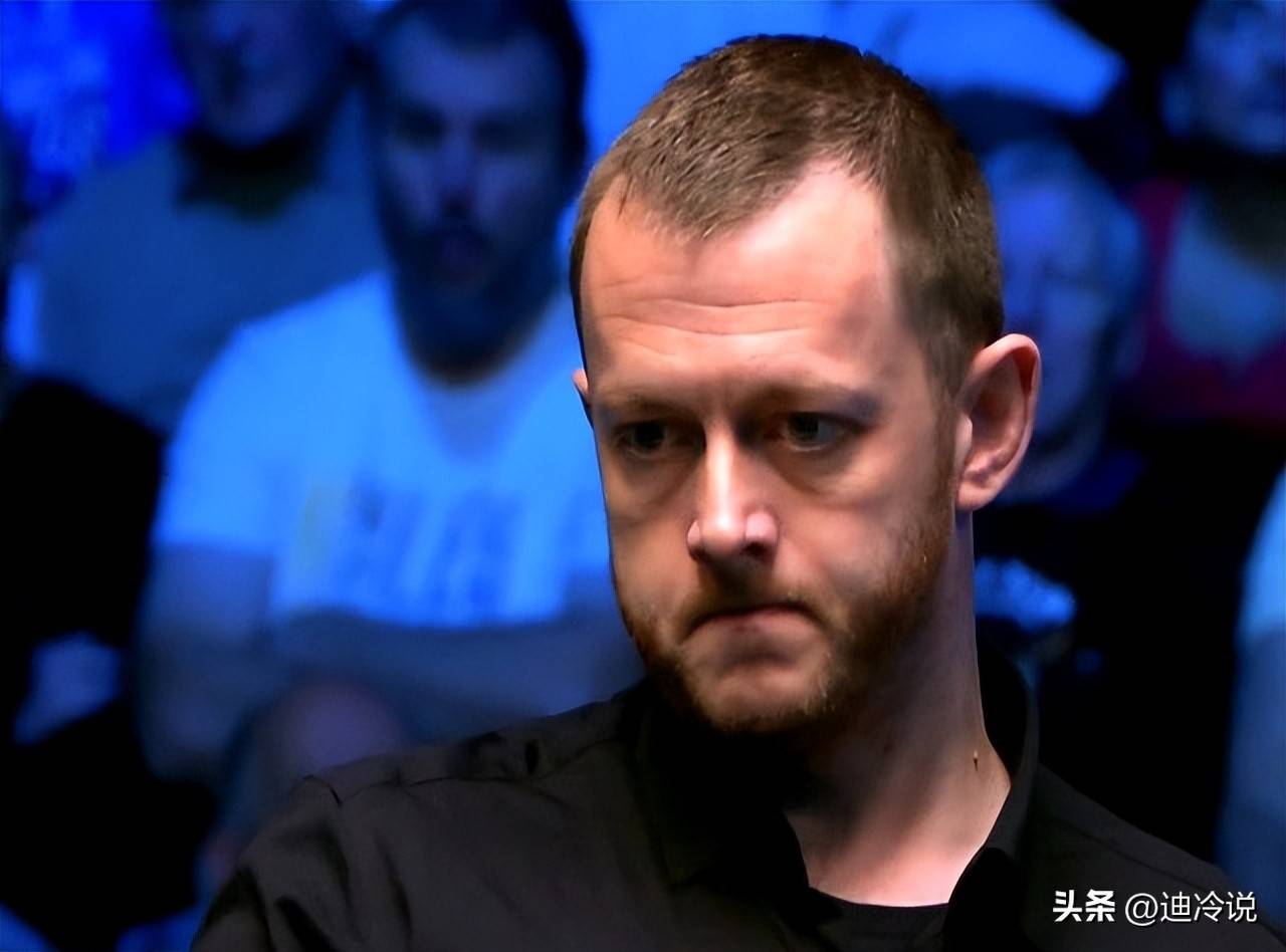 中国羽毛球队绝地反击英格兰羽毛球队，辛杜统治全场