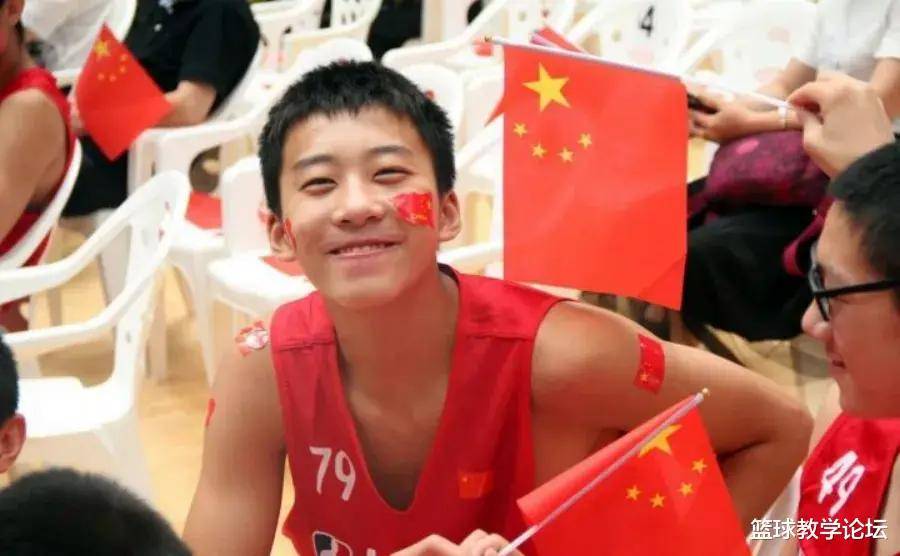 亚洲篮球年轻球员崭露头角，成为球队中流砥柱的简单介绍