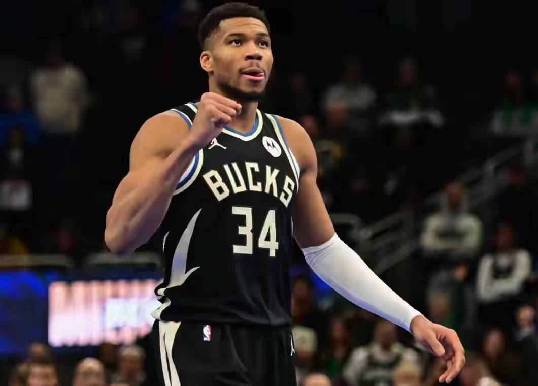 九游娱乐app下载-雄鹿东部第一守将表现持续神勇，球队胜率领先