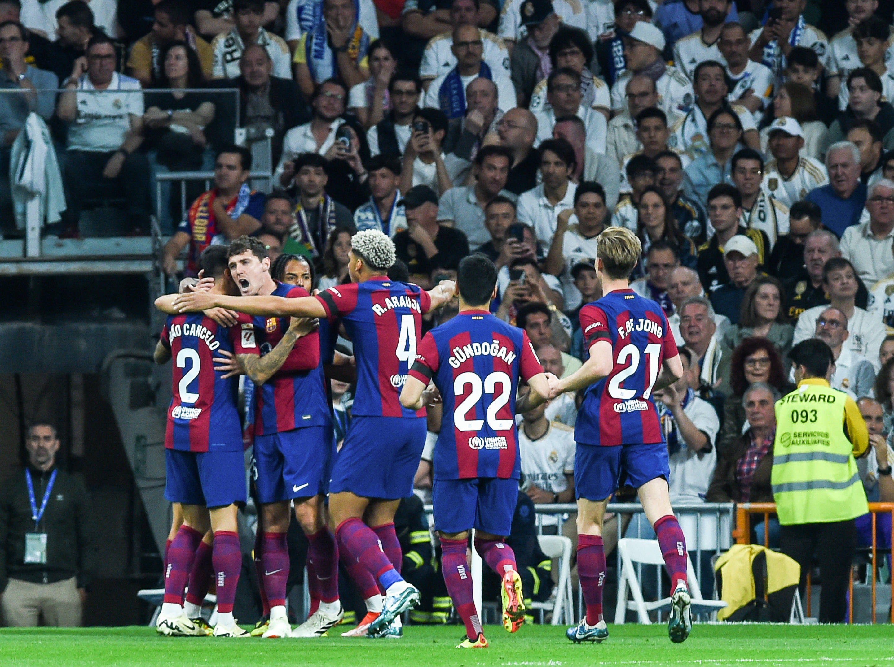 关于西甲冠军因球员伤病濒临失去卫冕希望的信息 关于西甲冠军因球员伤病濒临失去卫冕希望的信息