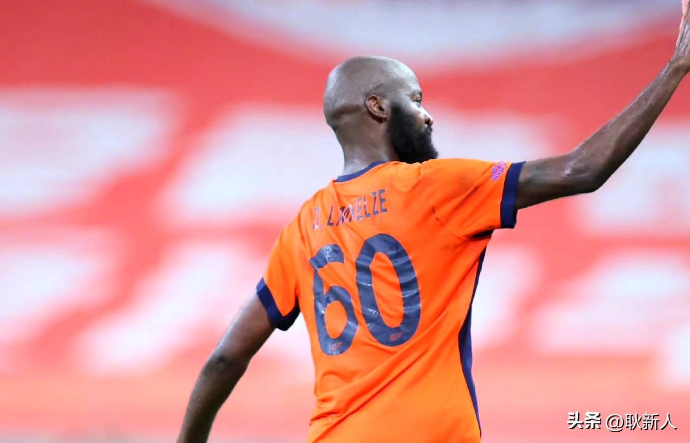 九游娱乐官方网站-比赛中出现的紧急绝境，球员们一路奋战