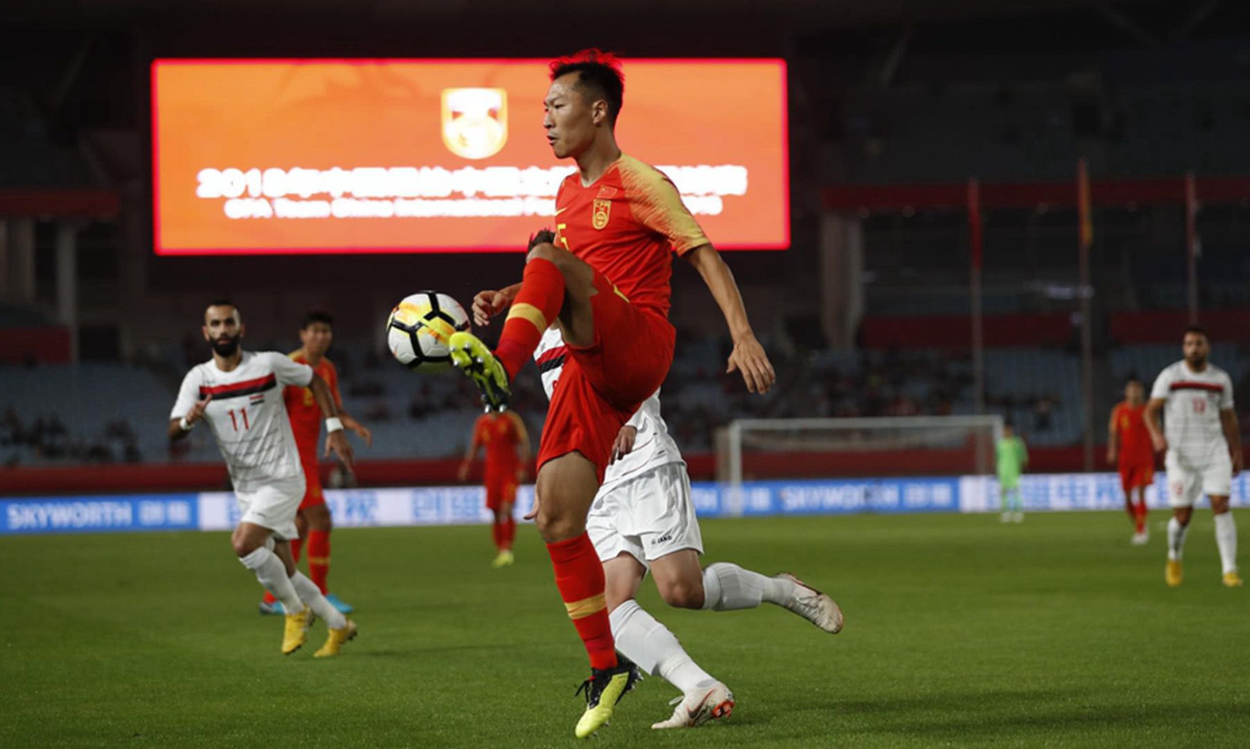 九游游戏-上港客场击败苏宁，继续保持不败势头的简单介绍