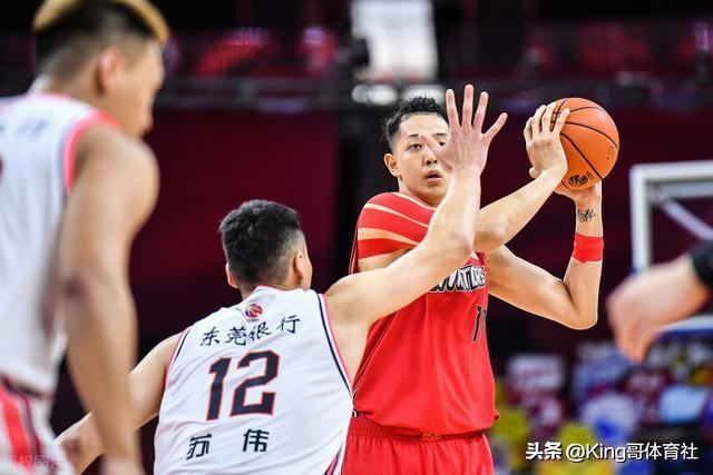 关于深圳主场大胜武汉,豪取三分的信息 关于深圳主场大胜武汉,豪取三分的信息