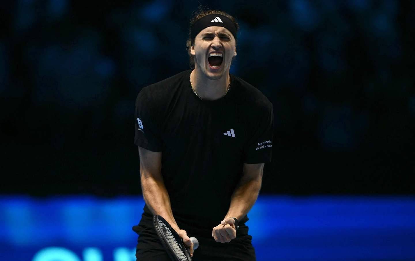 九游娱乐官方-年终总决赛力克美网，兹维列夫统治全场