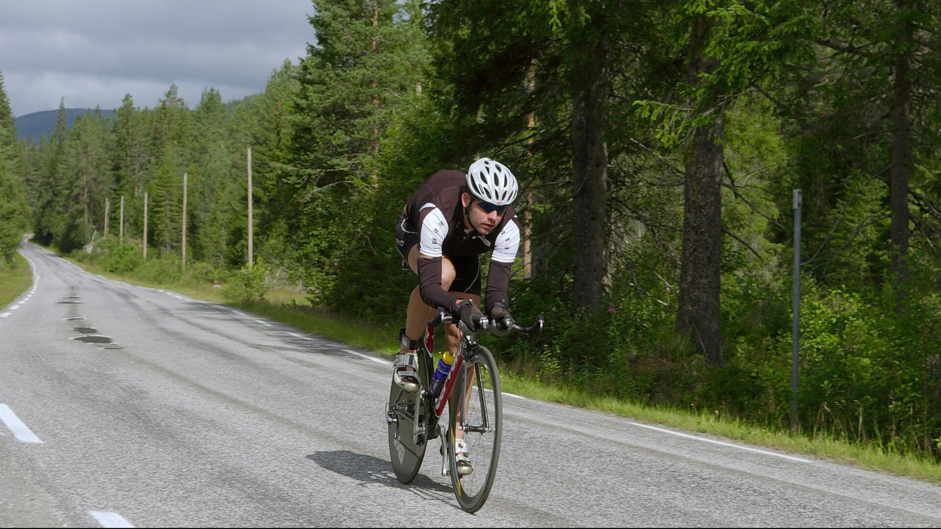 德甲争冠战之夜，苏亚雷斯让比赛提前失去悬念