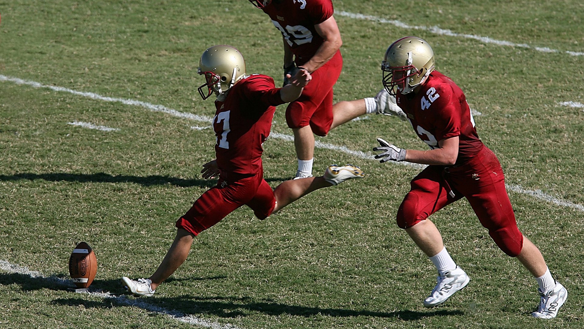 绝杀时刻，皮亚斯特里扛起哈斯车队，逆袭雷诺的唯一胜利